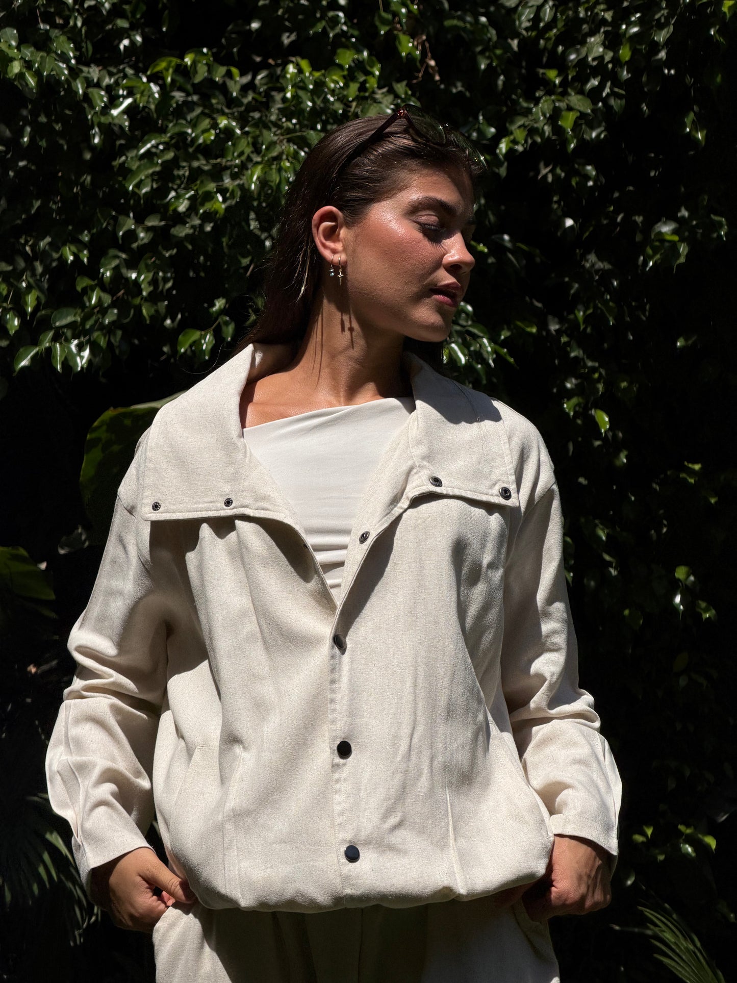 The basic Linen set in beige