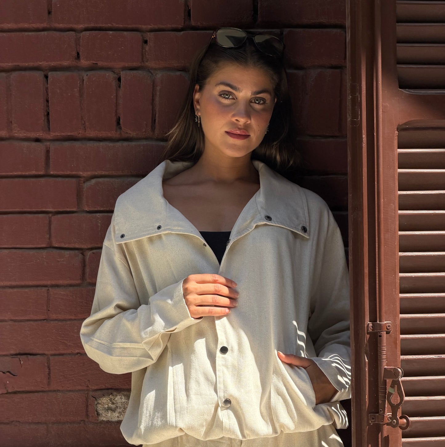 The basic Linen set in beige