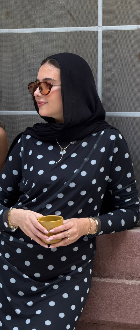 Polka dot longsleeves dress in black