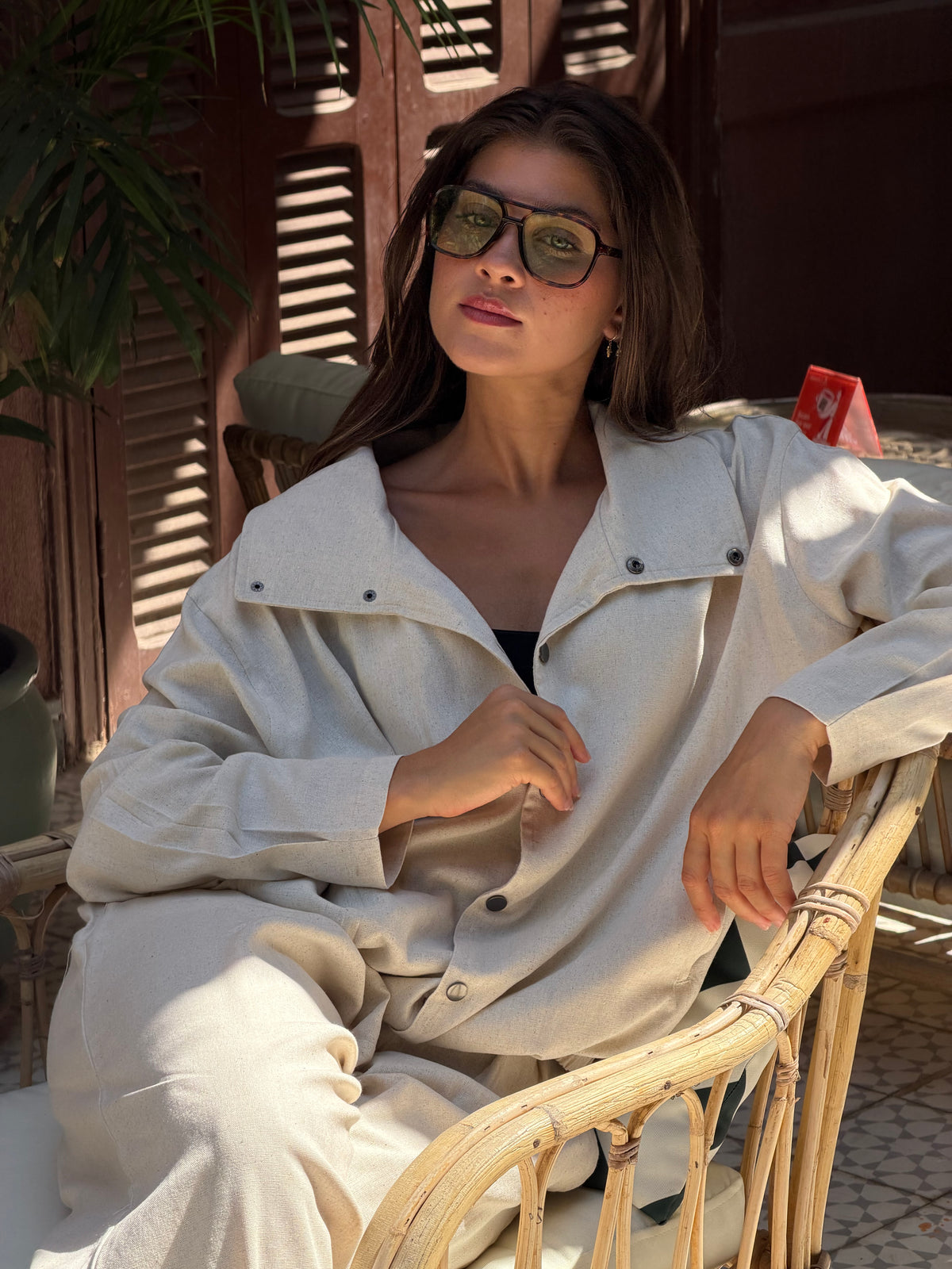 The basic Linen set in beige