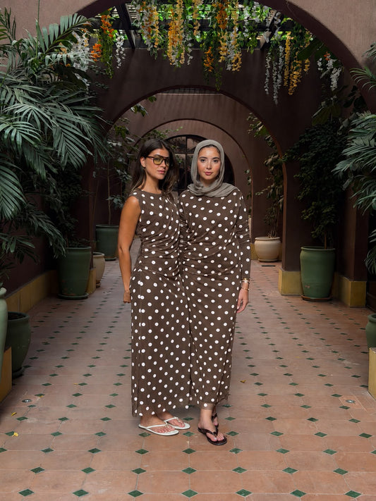 Polka dot dress in brown & white