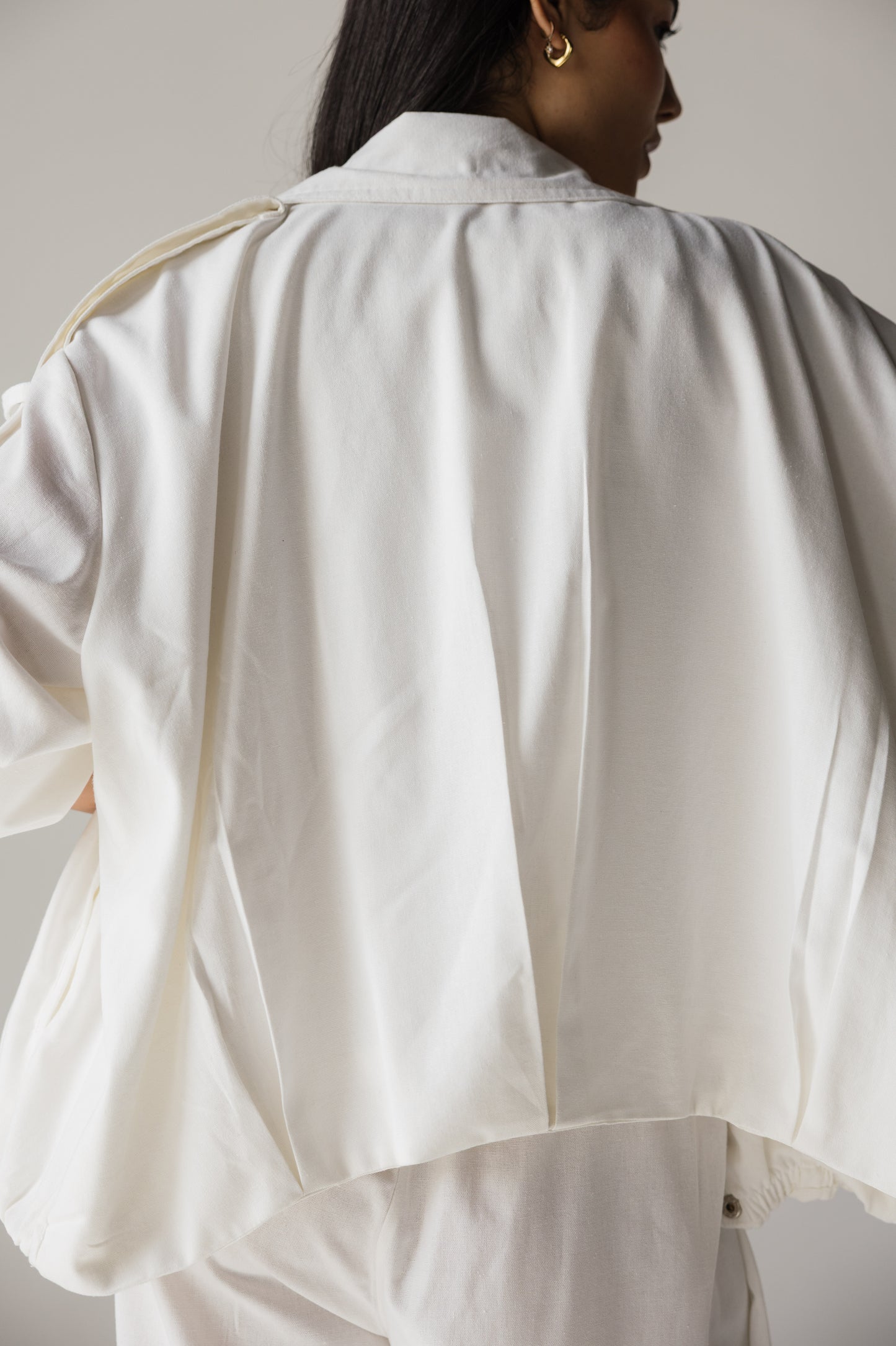 High neck off-white linen set